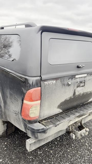 Hilux 7 Vigo и кунг СКАТ