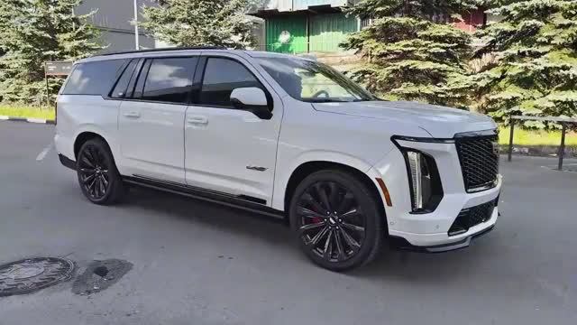 Cadillac Escalade V ESV