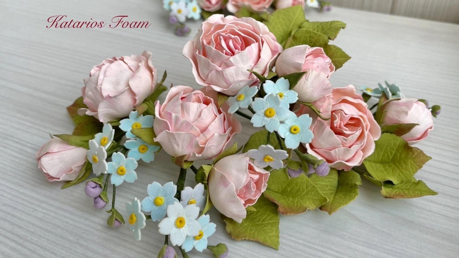 Винтажные розы с незабудками из фоамирана