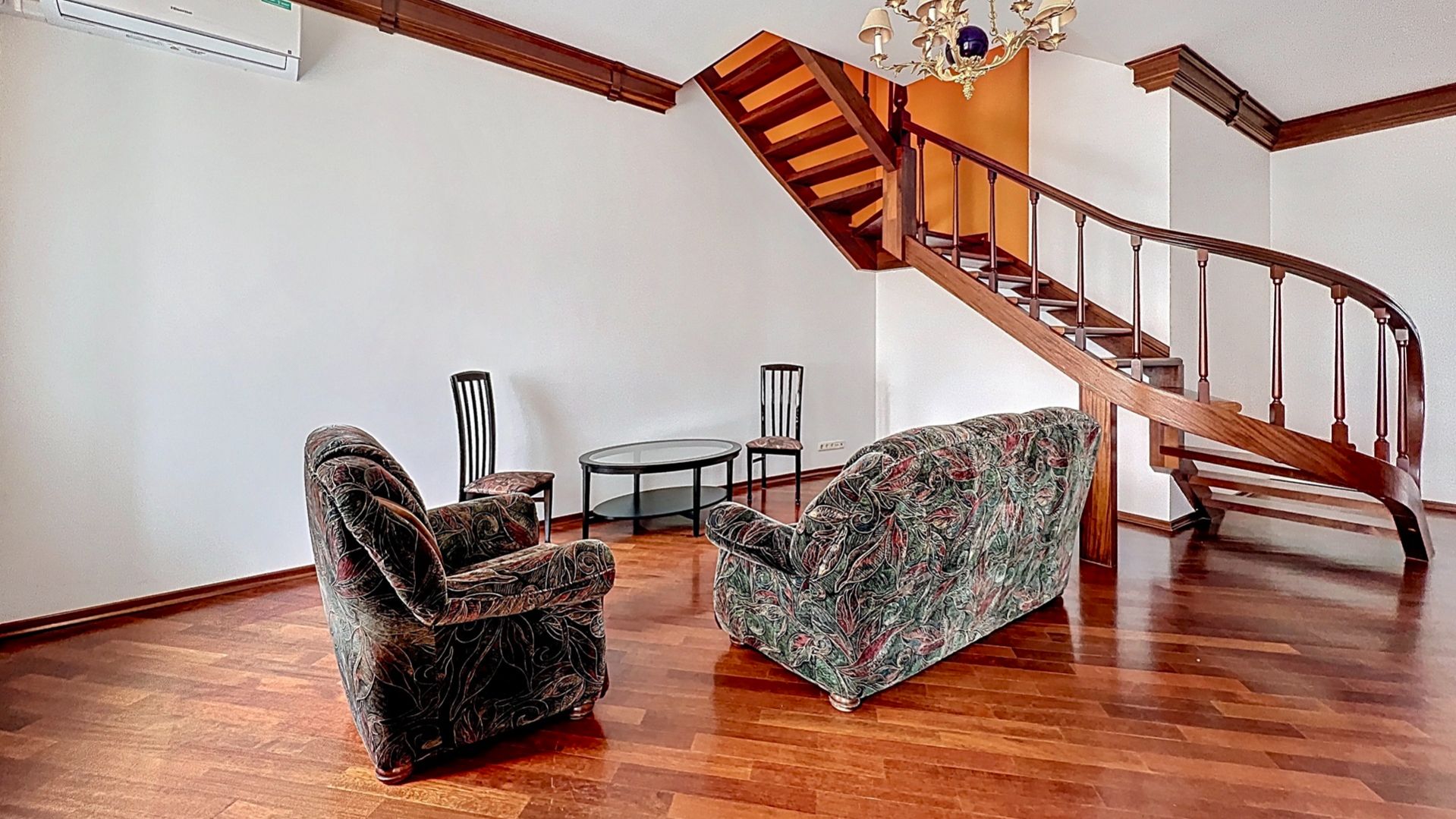 2-уровневая квартира в районе Остоженки! Аренда 5-комнатной квартиры, 204 м² (ID 37070)