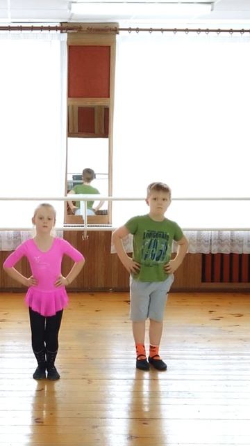 Носиками покиваем.