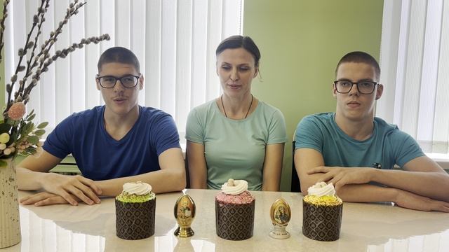 Видеоблагодарность мамы Бориса и Глеба Даниленко