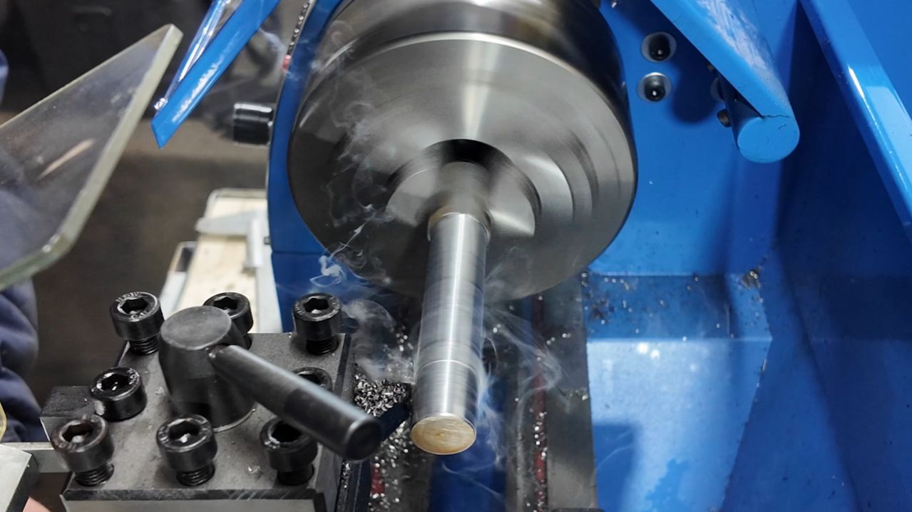 Дым коромыслом: как я токарному делу учился!