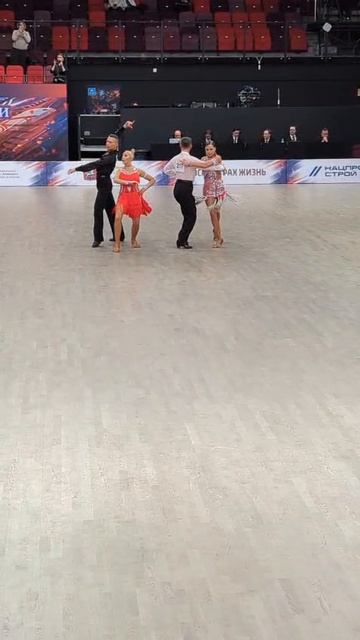 Чемпионат России по спортивным бальным танцам 2026. Сеньоры 1.10 танцев. Финал. Пасодобль.