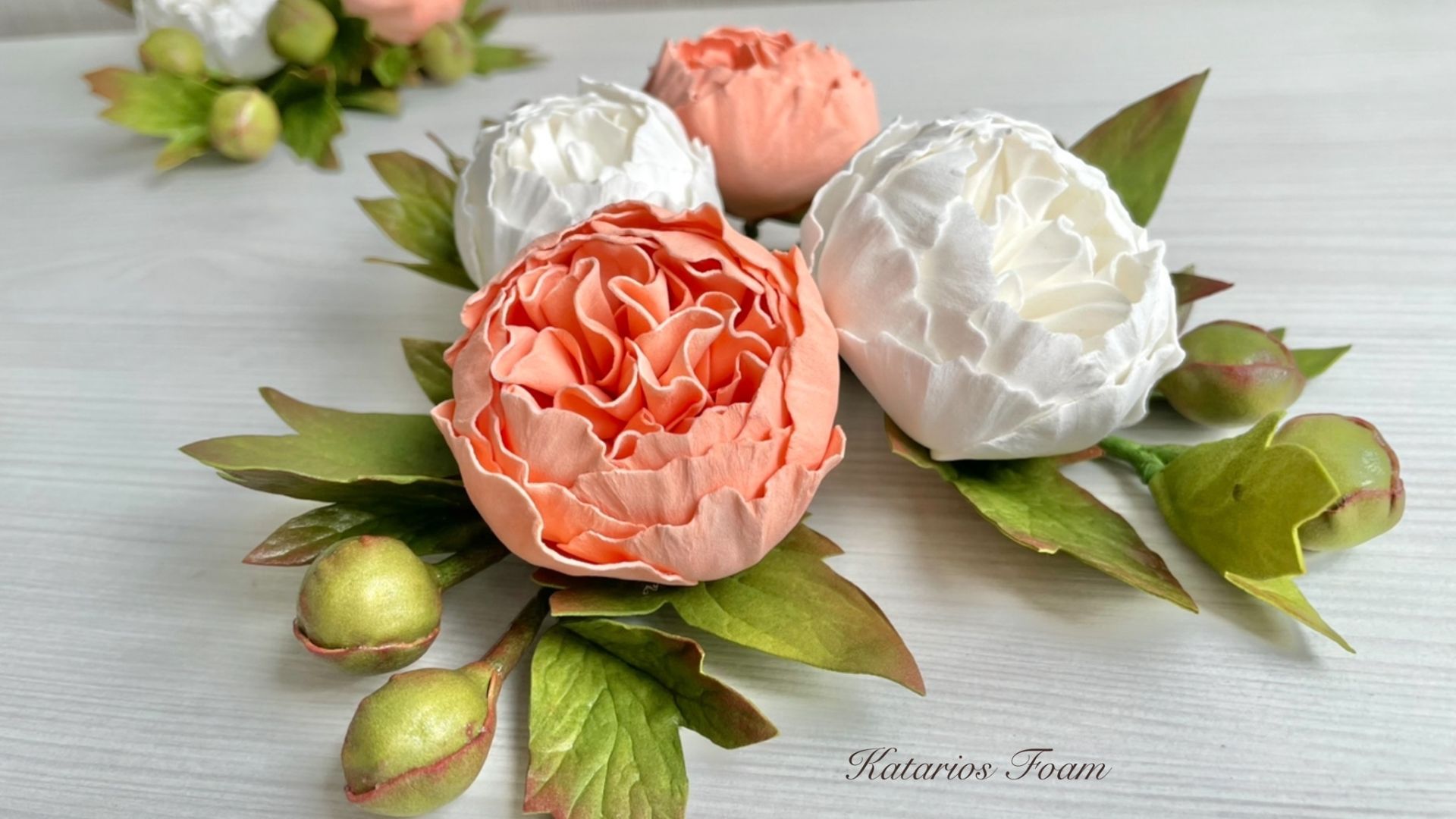 Пионы белые и пудрового цвета из фоамирана. Творили для платья на эпоху ампир, согласно гравюре XIXв