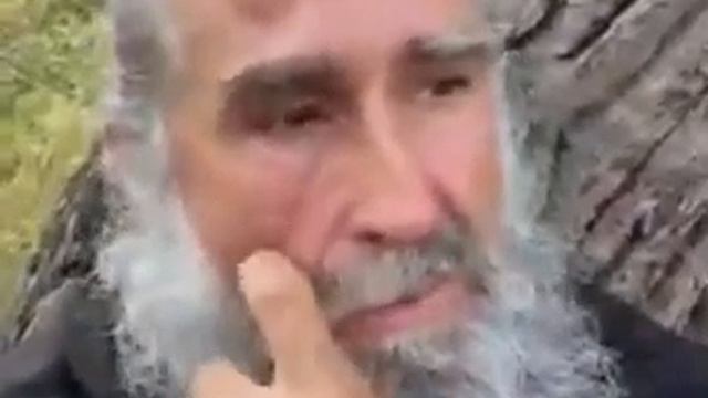 Очень трудно смиряться с клеветой?