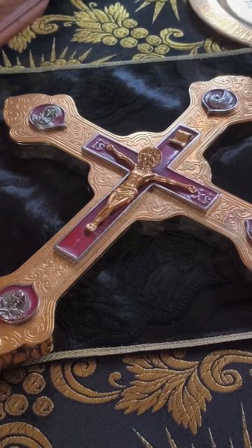 Сегодня во время Царских Часов было чтение четырёх Евангелий!