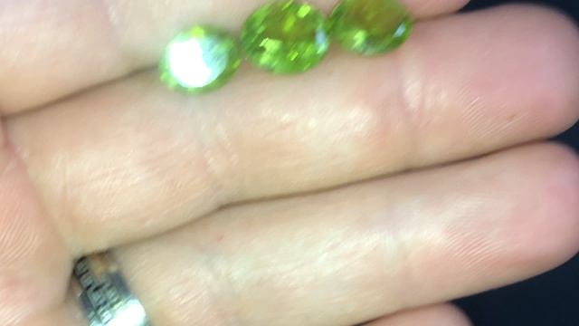 Хризолит, салатовое трио 8,77кт #569