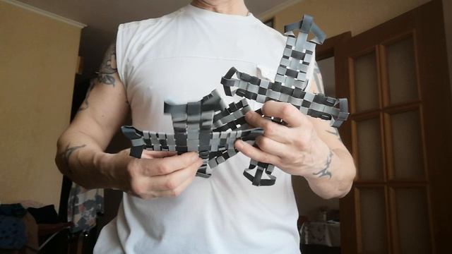 Новый крест из железных полосок