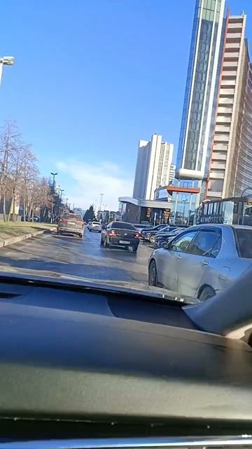 Едем с Кириллом Владимировичем по делам на черной молнии ⚡