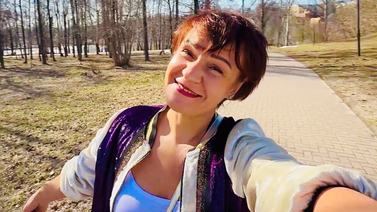 ДВУЛИЧНАЯ И ОЧЕНЬ СИМПАТИЧНАЯИЗВЕЛА ВСЕХ