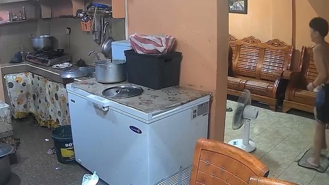 САМЫЕ НЕЛЕПЫЕ МОМЕНТЫ, СНЯТЫЕ НА КАМЕРУ НАБЛЮДЕНИЯ