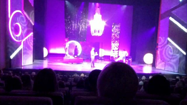 Театр им. Горького.  