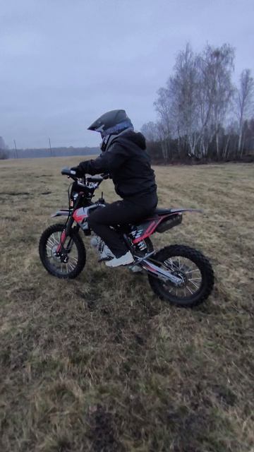 Прокатились вчера в дождливый день 🏍️