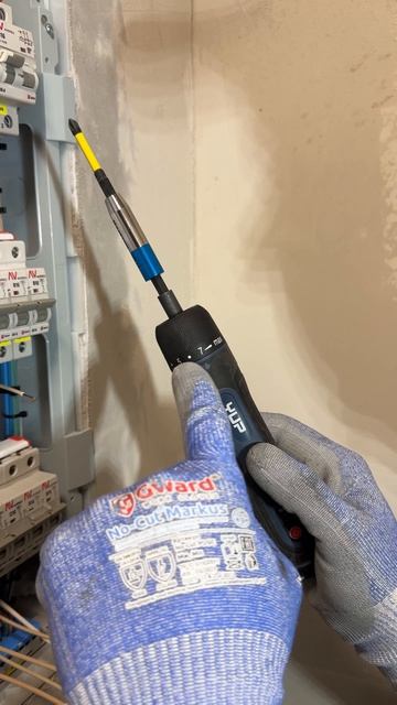 Отвертки для быстрой работы в щите