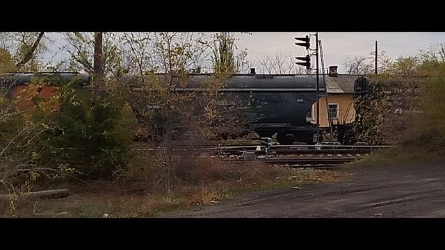 20251022 - Andro ViD - 0394. Mp4.
2ТЭ25Км - 0415, ТЭП70 - 0???.