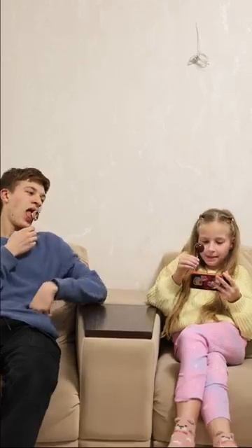 Прикол Над Сестрой Не Удался 🤣 - Суперфэмили - Funny - Trending - Funny - Comedy