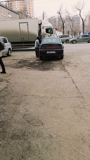 ЦЫГАНКА ПРОСИТ ДЕНЕГ,Россия.