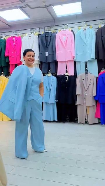 МАГАЗИН «БЕЛЛА МОДА».  БРЮЧНЫЕ КЛАССИЧЕСКИЕ ЯРКИЕ КОСТЮМЫ.  #садовод #москва #большиеразмеры