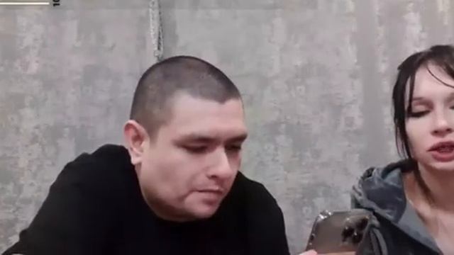 Руслан Гительман донат с предложением пойдем посидим в баре.