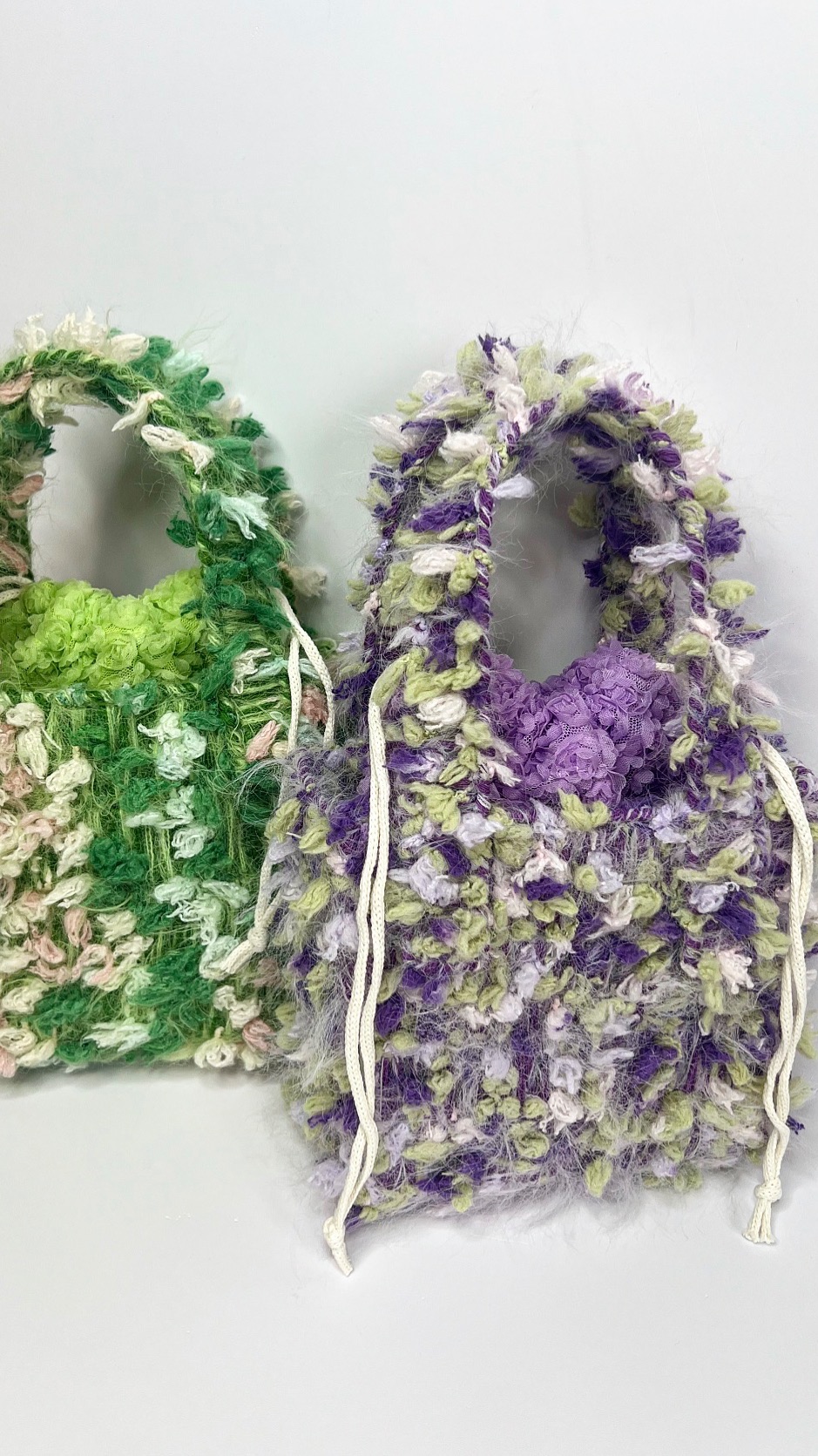 Сумочка на канве