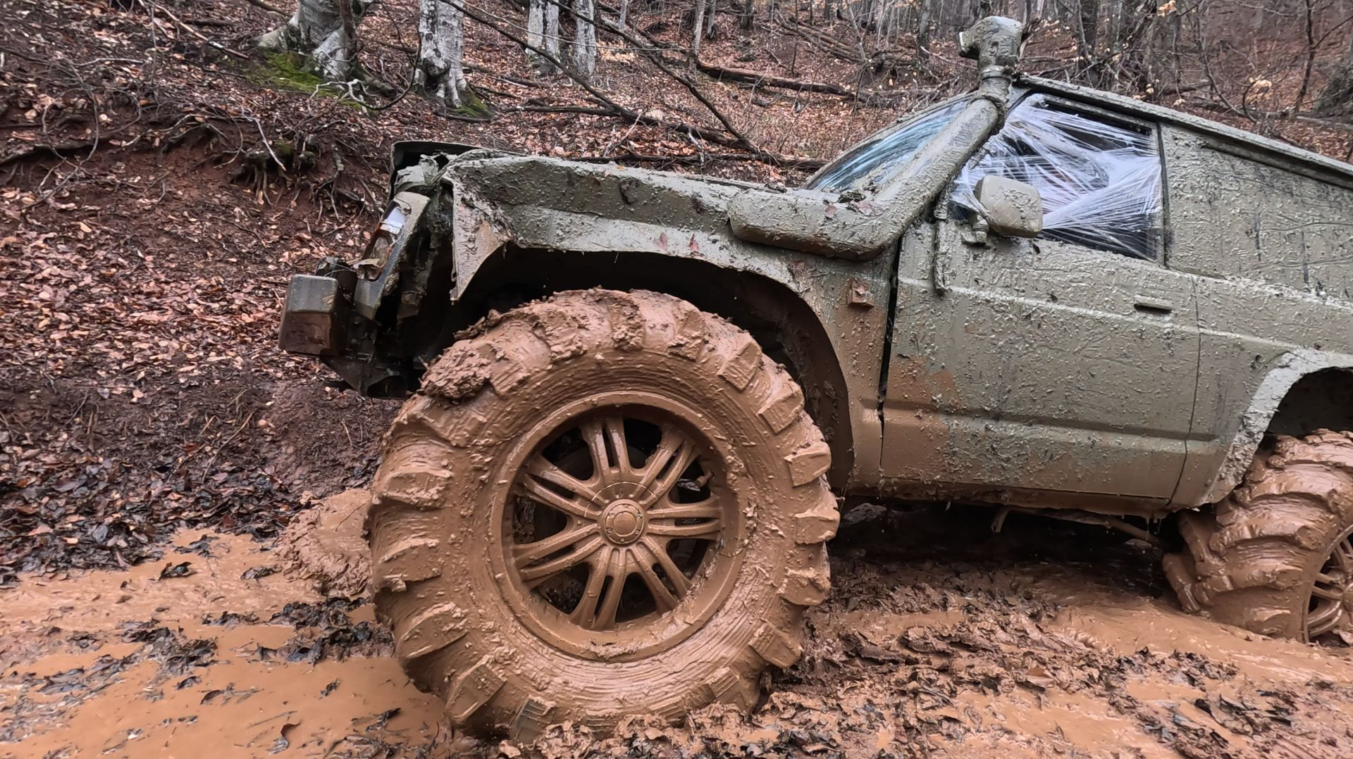 Patrol, Нива, УАЗ Hunter