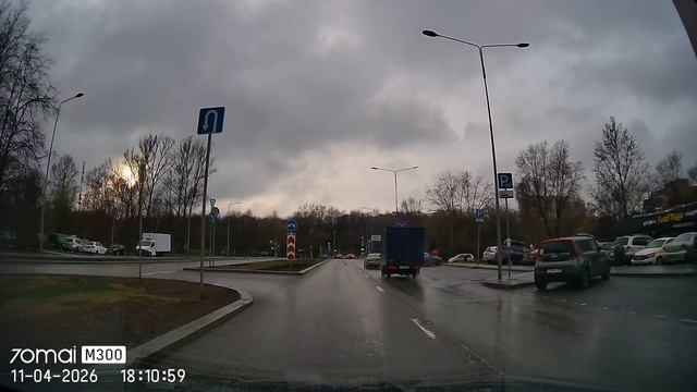 BMW Н407НУ799
Поворотники никогда не включает