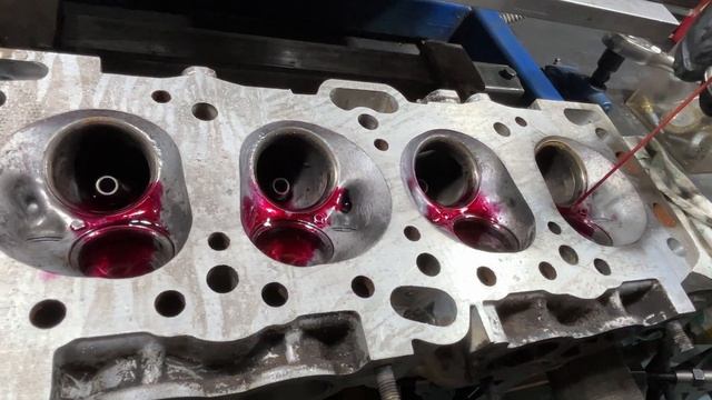 Уникальная модель ГБЦ Hyundai H-100 1995 г трещины между сёдлами Система Jet Valve Реактивный клапан