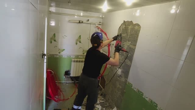 №62 Начинаем делать проход в жилую половину дома. 11.04.2026г. День 94