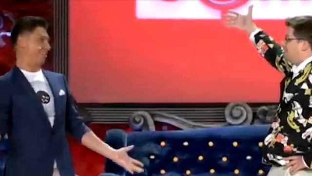 купил машину объясняя жестами