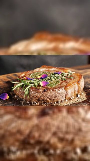 Искусство Трав на Стейке 🌿🥩 (Ботаническая печать) | Botanical Steak Press #shorts #art #food