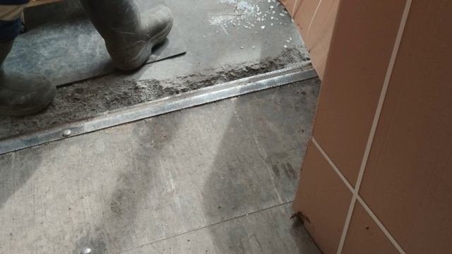 Почасовая оплата по городу на своей газели. Вожу ванны. Разбили груз. Новосибирск