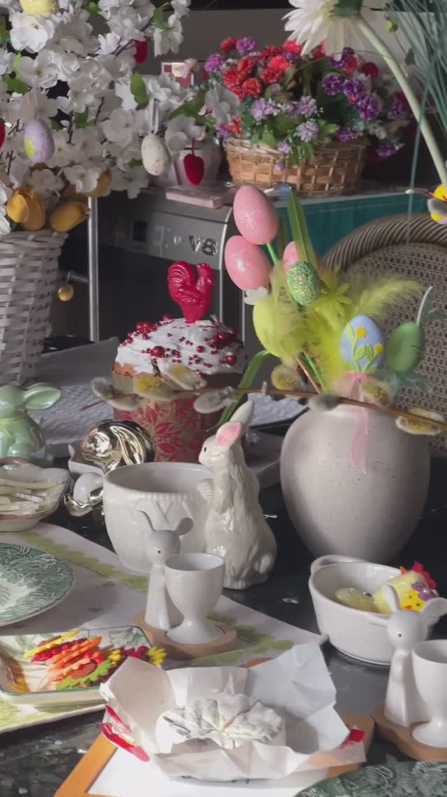 Со Светлым Праздником Пасхи 🐣🐇🤍