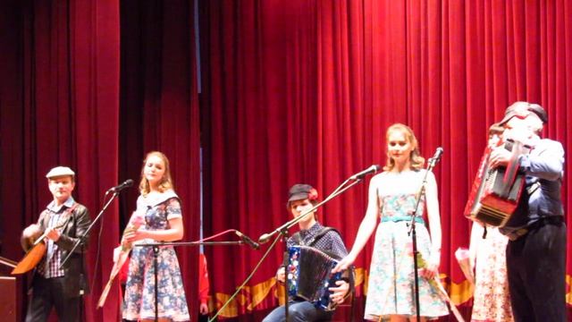 Яблоневый вечер