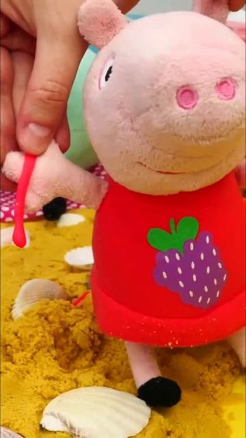 Свинка Пеппа и Джордж играют на пляже #peppapig #игрушкидлядевочек #длядетей