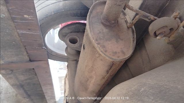 осмотр. двигателя снизу.