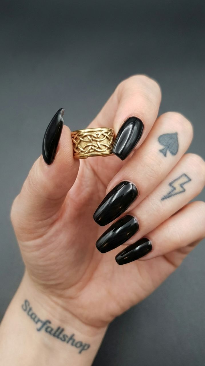 Золотистый кафф 