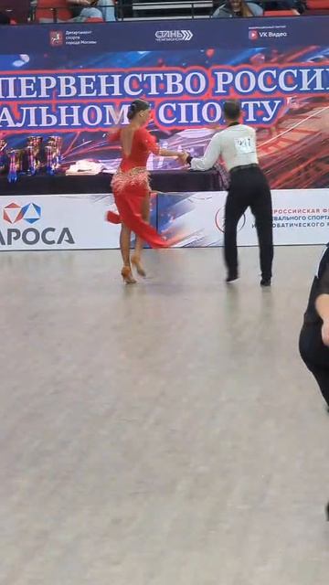 Чемпионат России по спортивным бальным танцам2026. Сеньоры 1.10 танцев. Полуфинал. Джайв.