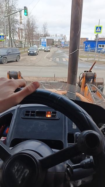 двигаемся на молодом 😁#рек #Ярославль #jcb #молодой #трактор