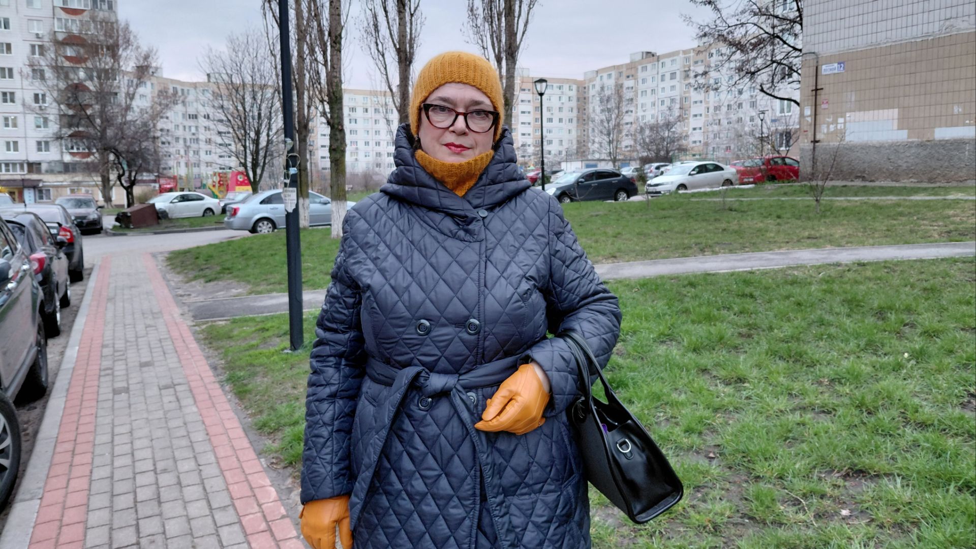 Пасхальное поздравление. Цветы, прогулка, покупки и вязание