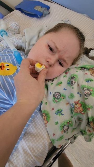 Христос Воскресе друзья всех с пасхой ! 😌💪👸🙂#евасма1 #папасаша #вбольничкепланово