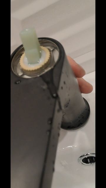 Бракованный смеситель для умывальника. Иркутская. Калининград.