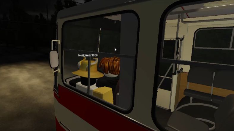 Много видео про троллейбус в Роблоксе было снято в осень