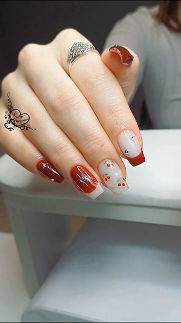 Маникюр Омск