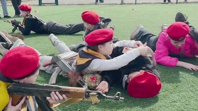 В Заинске состоялась военно-патриотическая игра Зарница