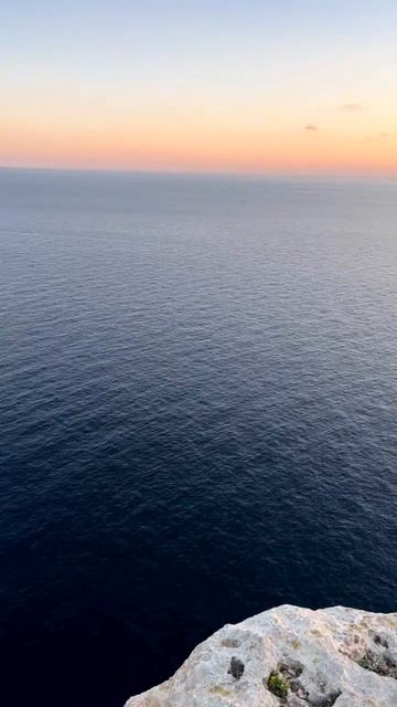 СЛУШАЙ СВОЁ СЕРДЦЕ И ДЕЛАЙ ТАК,КАК ПОДСКАЗЫВАЕТ ТЕБЕ ИНТУИЦИЯ И ТЫ НАЙДЁШЬ ПРАВИЛЬНЫЙ ПУТЬ.