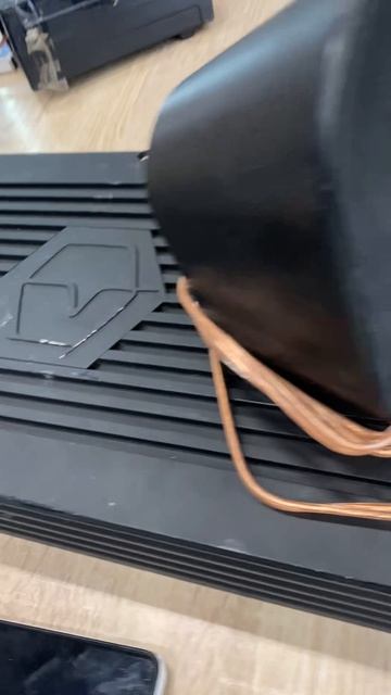 Уселитель Урал.