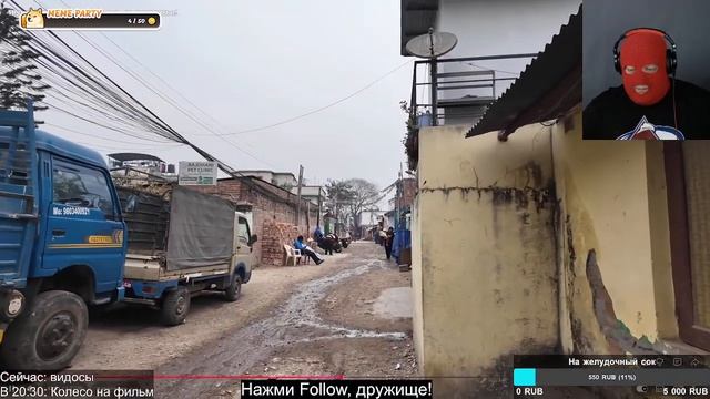 Денис съел всё мясо и всех пчёл в Непале | Реакция на Другой Мир | Вырезка со стрима PostCritCore