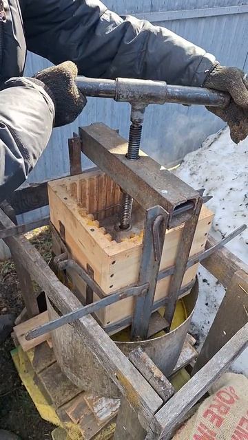 ТОПИМ ВОСК НА ГАЗУ