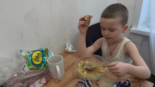 НУЖНО ЧИСТИТЬ ЗУБЫ